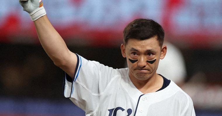 プロ野球:プロ野球 西武4－1楽天 栗山、不朽ライオンズ愛 25年間一筋 引退試合 「すばらしい時間過ごせた」