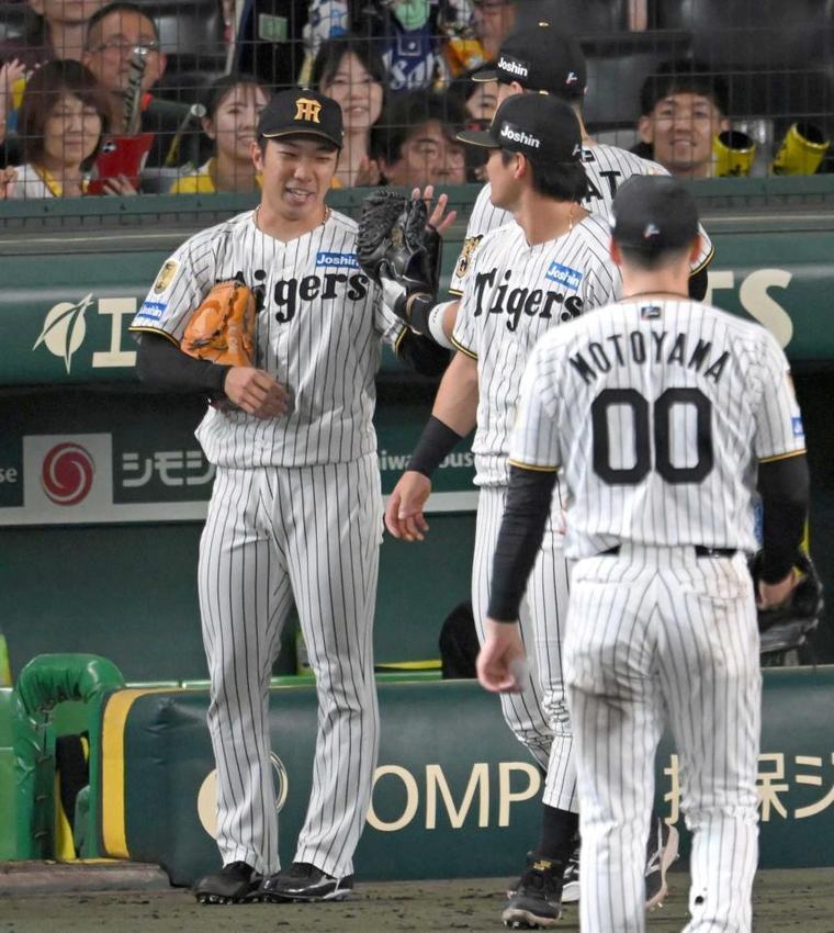 阪神・石井 ３４２日ぶり１軍マウンド「すごく楽しい登板でした」【一問一答】