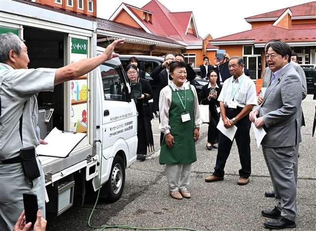「血の通った取り組みが印象的」 林総務相が来県、大仙市などを訪問