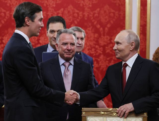 ウ侵攻の目標達成 プーチン氏が確信