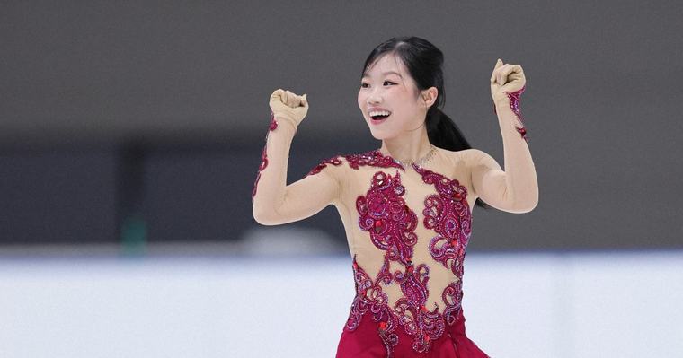 リンクサイド:首位発進の中井亜美 「麻央ちゃんと。すごくうれしい」 木下杯