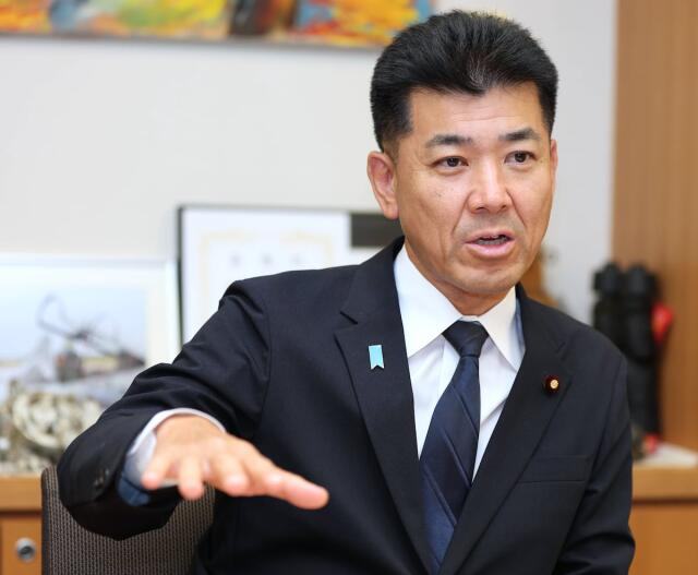 中道議員受け入れ否定発言に泉氏は