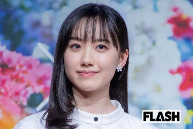 芦田愛菜のドレス姿 あらぬ誤解も？