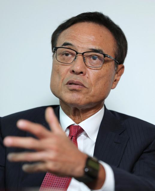 新浪氏が米大学研究員に 日本を懸念