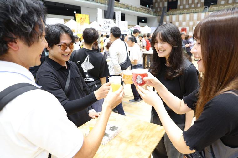度数10％の衝撃！国内外29醸造所のクラフトビールが大集結、アオーレ長岡で飲み比べ…6日まで