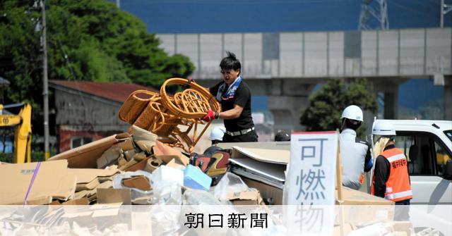 福井の大雨、住宅浸水が165棟に増加 災害ごみの受け入れ始まる