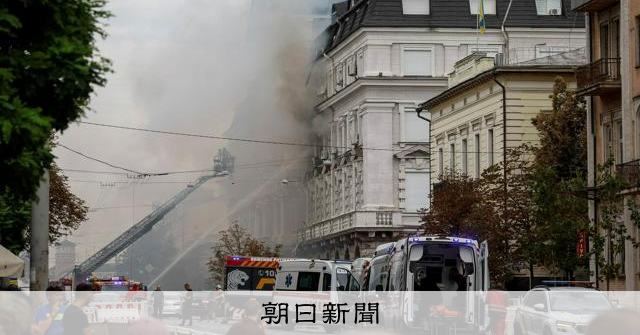 ウクライナ情報機関にドローン攻撃 ゼレンスキー氏「長官室標的」