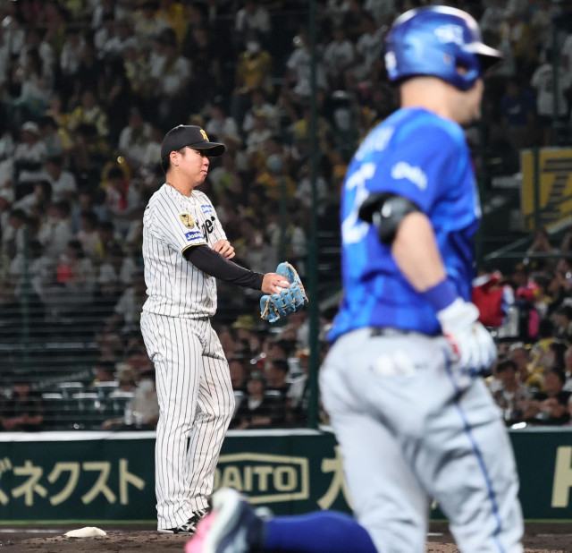 阪神惜敗 村上粘投も追いつけず